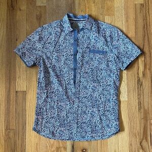 Men's Short-Sleeve Paisley Button-Down Shirt in Blue